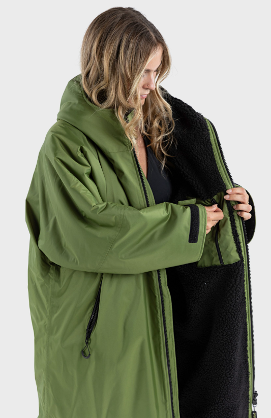 dryrobe® Advance | Long Sleeve – Forest Green Black